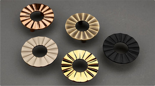 Whale Hardware Knobs - Himari